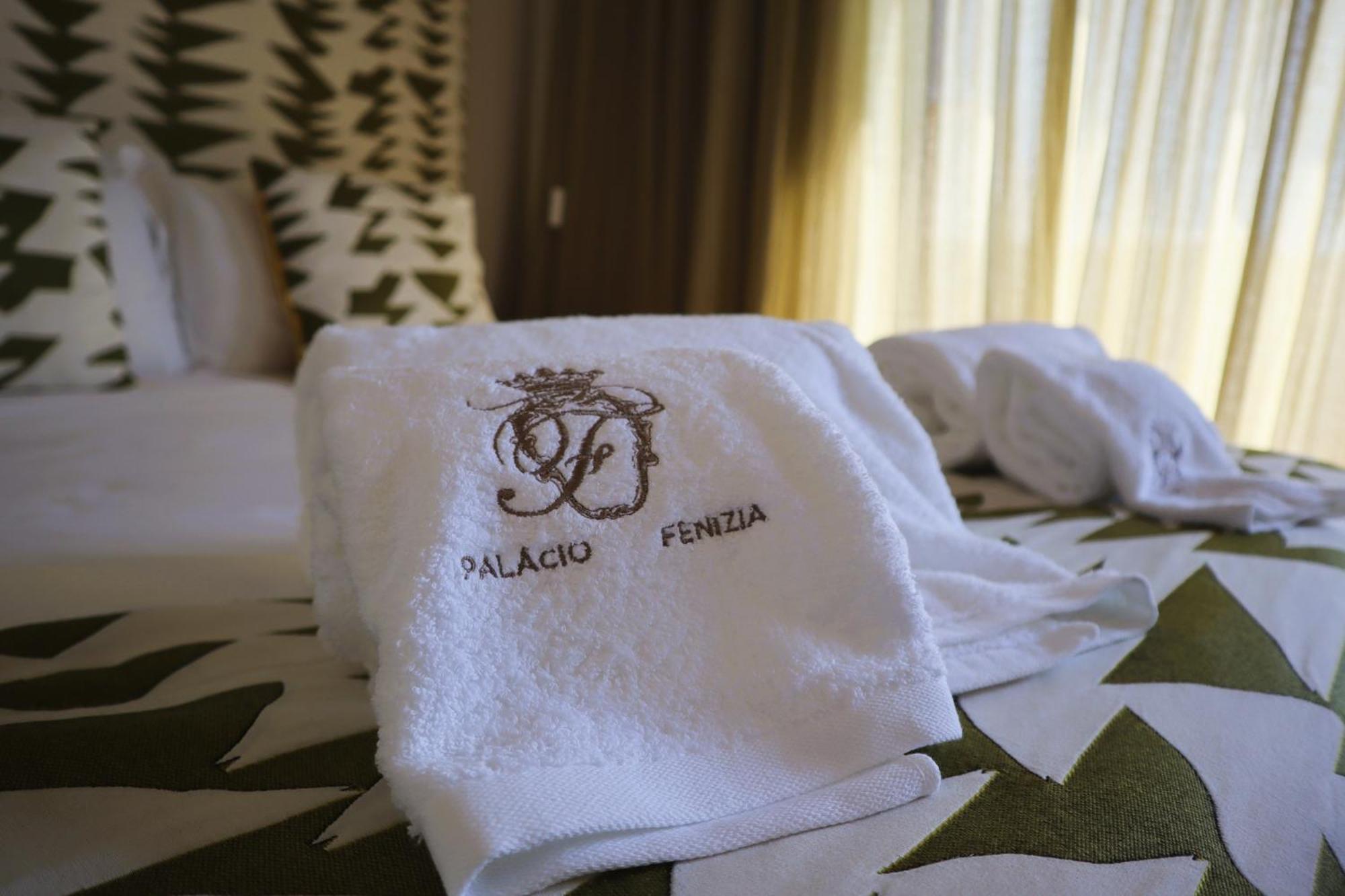 Palacio Fenizia Lux Apartments Porto Eksteriør bilde