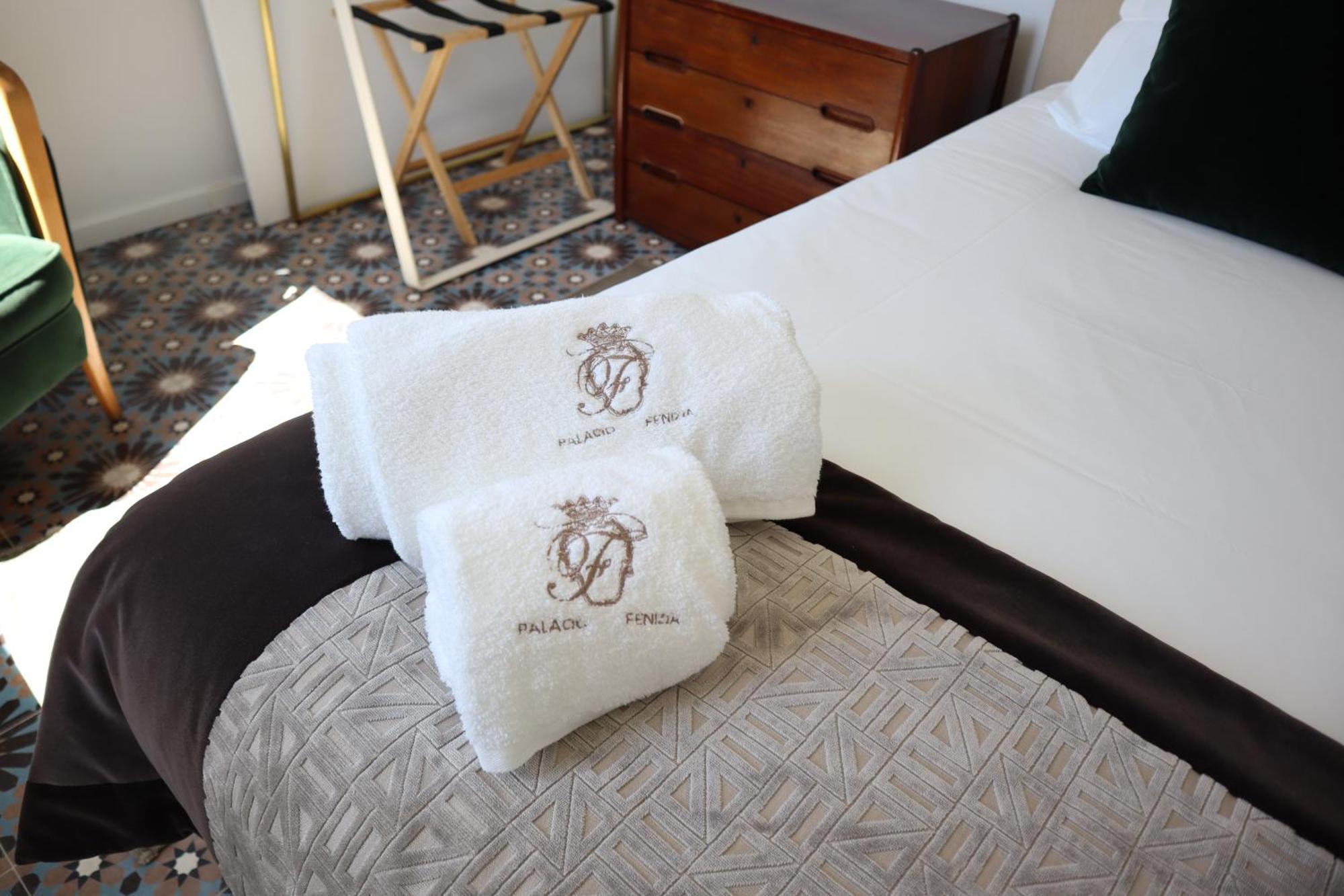 Palacio Fenizia Lux Apartments Porto Rom bilde